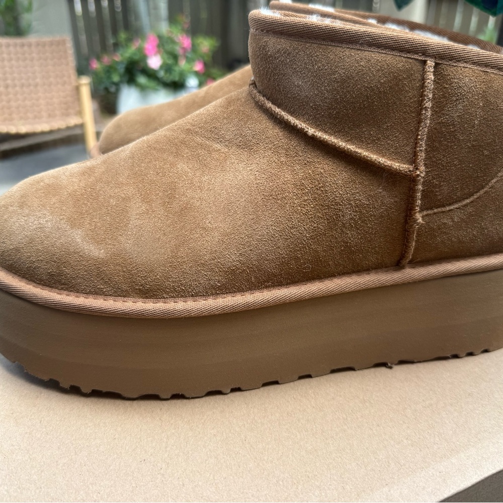 UGG Classic Ultra Mini Platform Ankle Boots in Chestnut